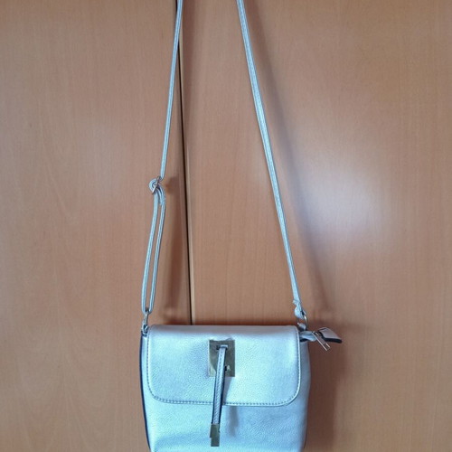 Women's shoulder bag silver like new