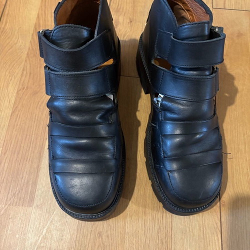 Leather shoes