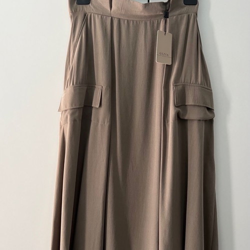 Gizia khaki midi skirt new in S & M