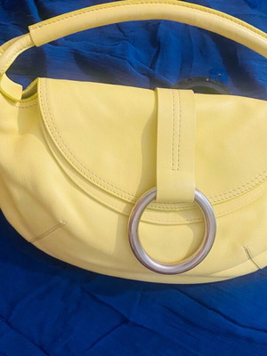 Andrea Mabiani leather bag like new, lemon color, croissant shape