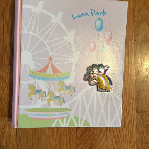 Children's photo album like new, pink, 30 pages, 20x25 cm