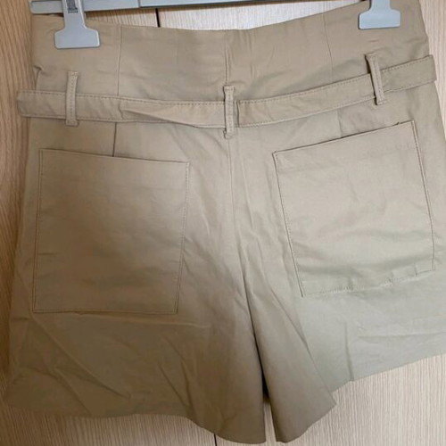 Zara leather shorts like new, beige, size L