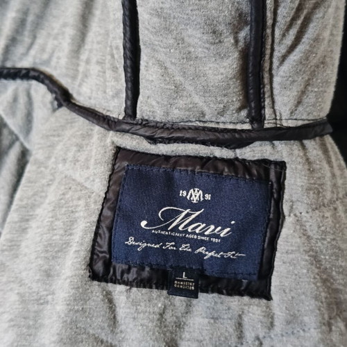 Mavi jacket for girls L like new, black