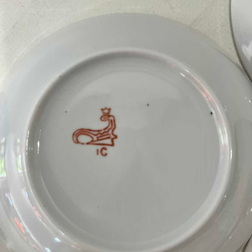 Vintage porcelain plate set of 5 with gold details 14cm used