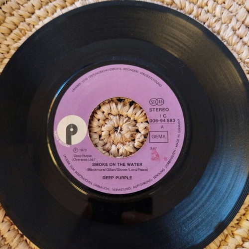 Deep Purple Smoke on the Water 45 RPM vinyl single used