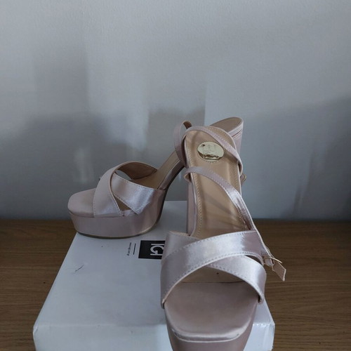 Luigi high-heeled sandals size 39 like new