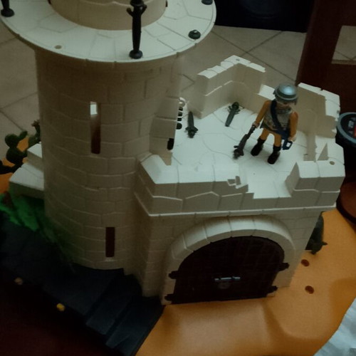 Playmobil 4294 Soldiers' Fortress with Lighthouse playset