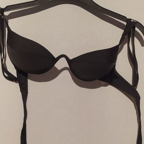 Black bikini top like new with underwire support