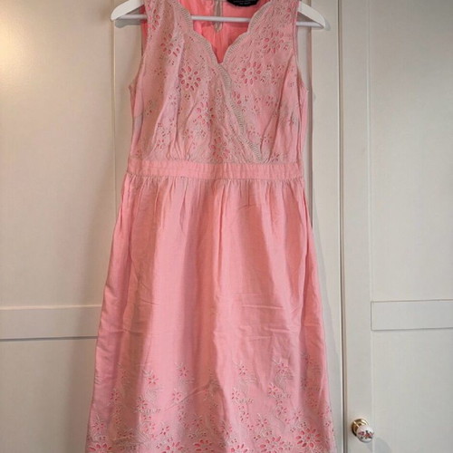 Dorothy Perkins dress like new, cotton with broderie embroidery, size UK12
