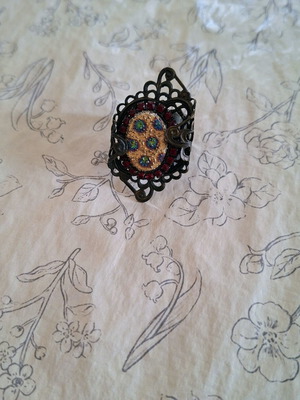 Artwear Dimitriadis ring like new with unique design