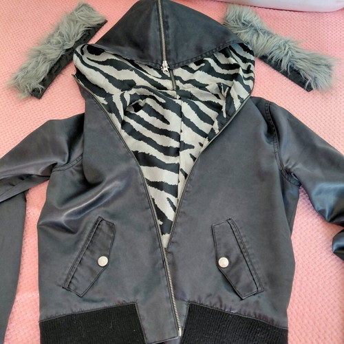 Bershka bomber jacket size M like new, zebra pattern