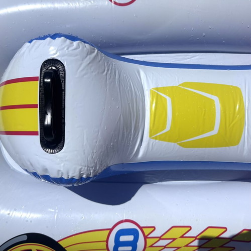 Inflatable beach toy like new, age 0-3 years