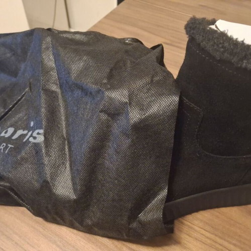 Tamaris black ankle boots new with fur, size 40