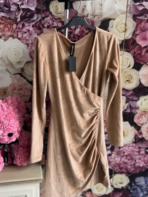 Velvet beige dress new, one size