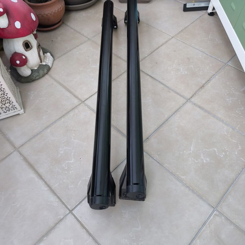 Hermes GS3 black aluminum roof bars for Renault Clio 3-5D 2005-2014 set with feet