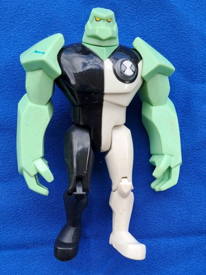 Ben 10 figure used