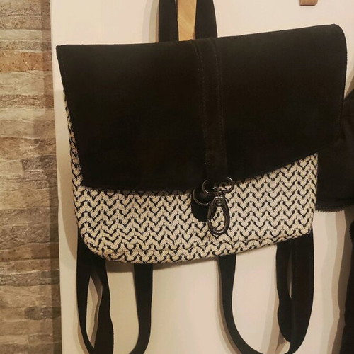 Backpack Bonendis 27x23cm like new, Rose Black V Suede
