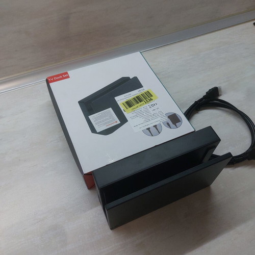 Nintendo Switch docking station set new with HDMI cable