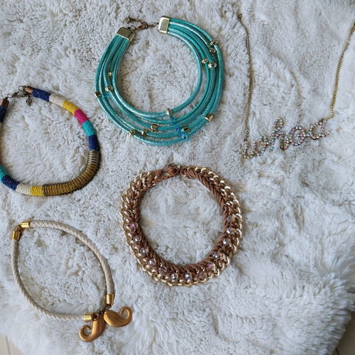 Necklaces set of 5 used in various colors for summer