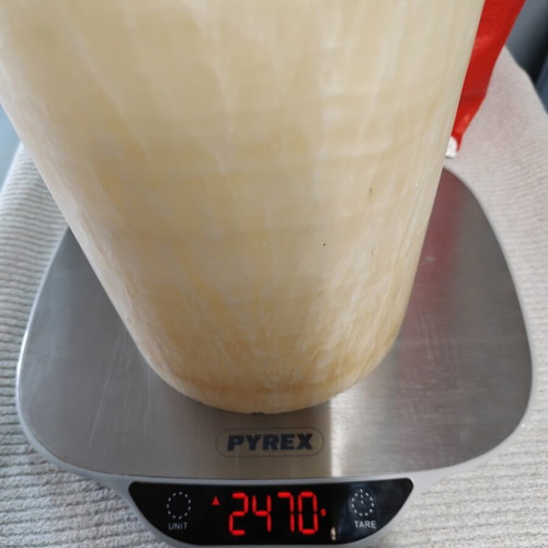 Set of 3 natural onyx alabaster cylinders