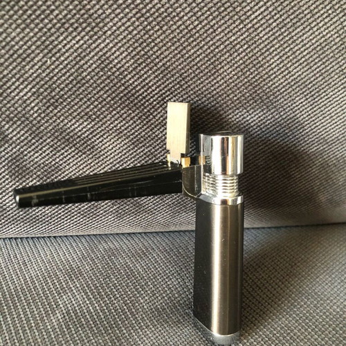 Metal 2-in-1 Lighter with Pipe New, Refillable Butane