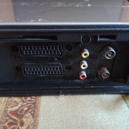 Panasonic NV830 Super VHS player used with remote control