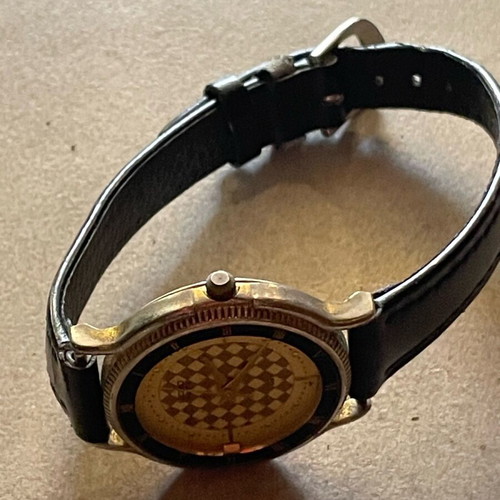 Seiko Quartz wristwatch vintage used, unknown functionality