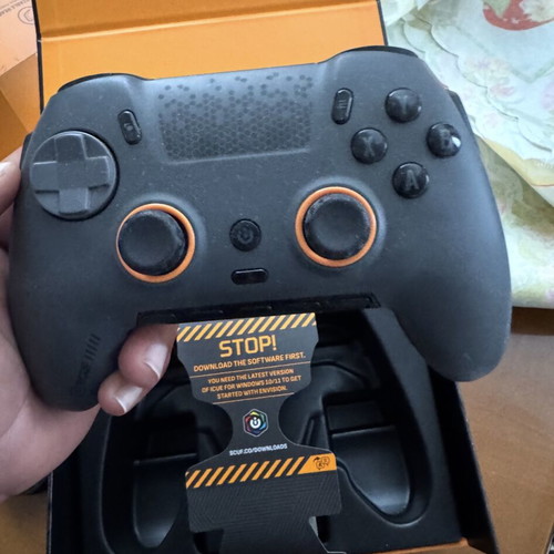 Scuf Envision Pro Wireless controller for PC used