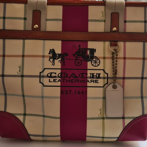 Coach τσάντα