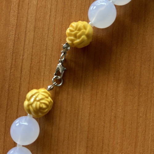 Set of 2 summer necklaces like new with turquoise and white beads