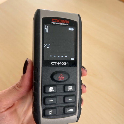 Laser Distance Meter Crown CT44034 like new, 80m measuring range