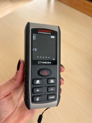 Laser Distance Meter Crown CT44034 σαν καινούργιο, μέτρηση 80μ