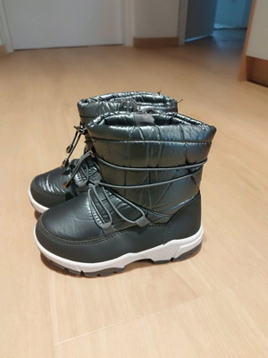 Children's snow boots like new, gray, size 28