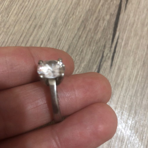 Silver 925 solitaire ring in excellent condition