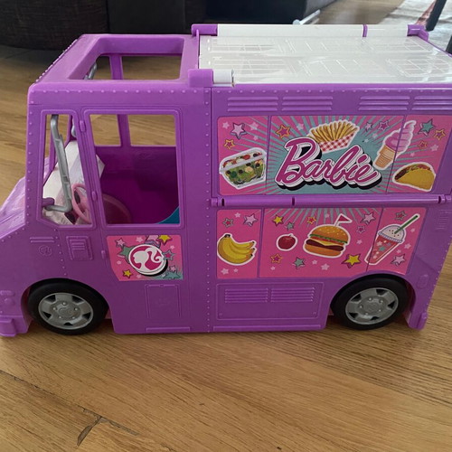 Barbie Food Truck like new