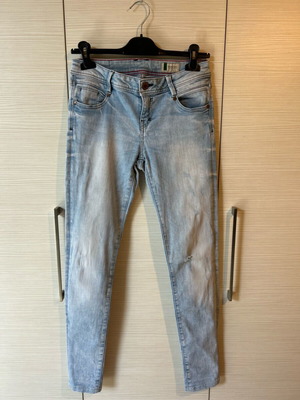 Skinny jeans Denim 1982 light blue, like new, small, low waist