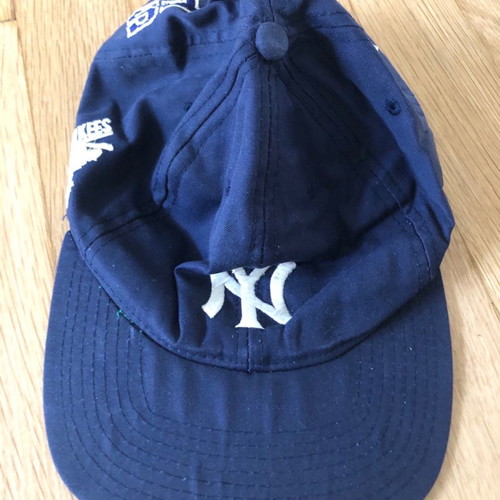 Yankees hat used, size L, non-authentic