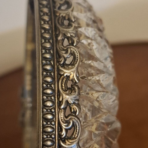Vintage crystal bowl with decorative metal rim like new