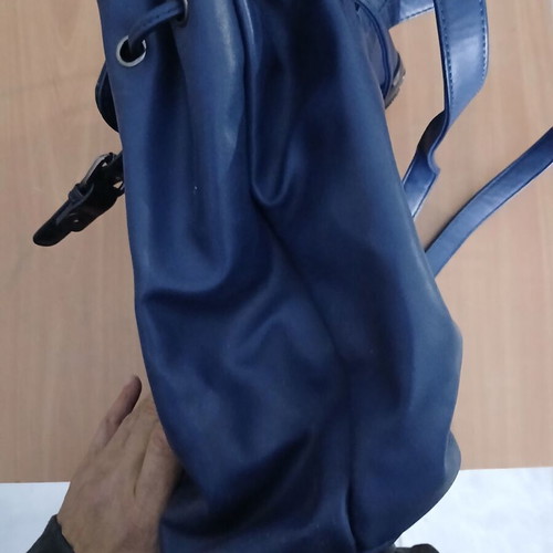 Women's blue backpack like new, barely used