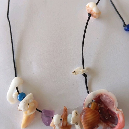 Handmade necklaces like new, set of 3, with shells and coral