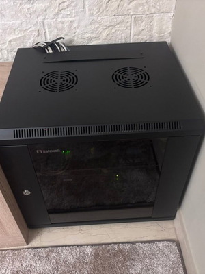 Rack Safewell 9U βαρέως τύπου σαν καινούργιο (19" rack) 54x45x50.3