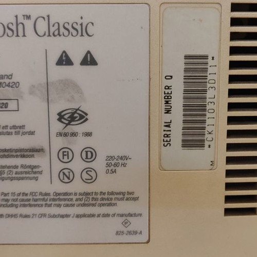 Apple Macintosh Classic M0420 used, functional without accessories