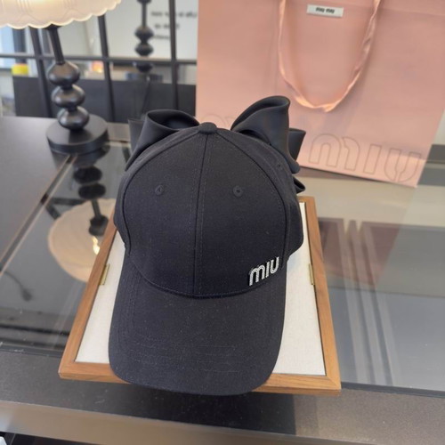 Miu Miu baseball cap new, black and white, one size