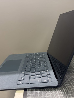 Surface Laptop 3 Intel i5-1035G7 8GB 245GB SSD like new
