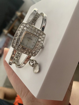 Jennifer Lopez wristwatch like new, silver