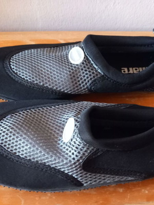 Mares water shoes black-gray sizes 42, 43 & 44 new