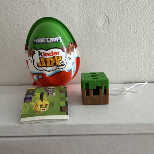 Kinder Joy Minecraft Grass Block new