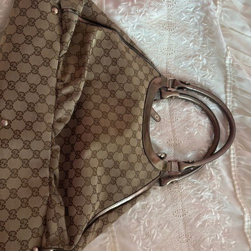 Gucci bag excellent condition