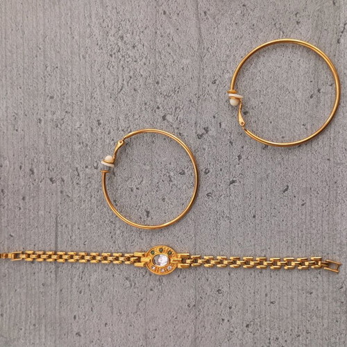 Vintage 1990 jewelry set with camel clutch bag