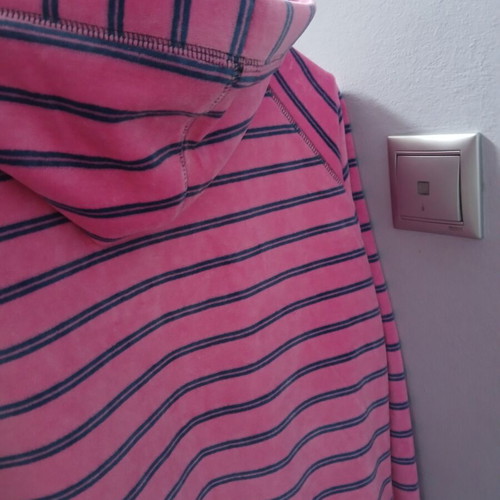 O'Neill vintage thick warm hoodie pink with blue stripes